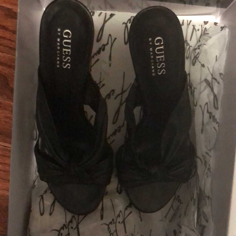 Black Sandles